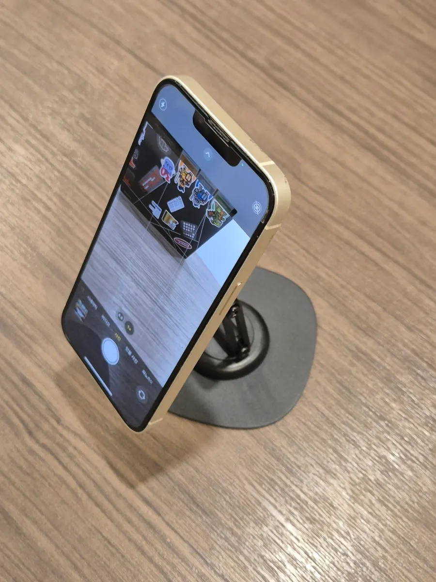 MagSafe stand with a rotating joint