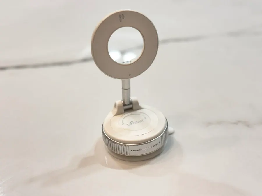 360-degree rotating stand adjustment feature