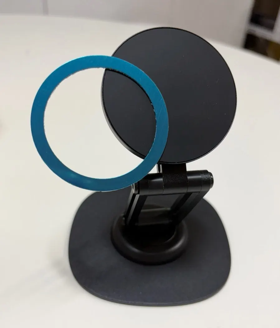 Easy-to-carry Bitinya foldable phone stand