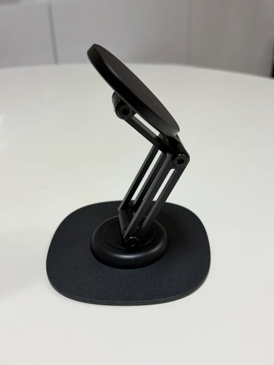 Bitinya MagSafe phone stand for holding a phone