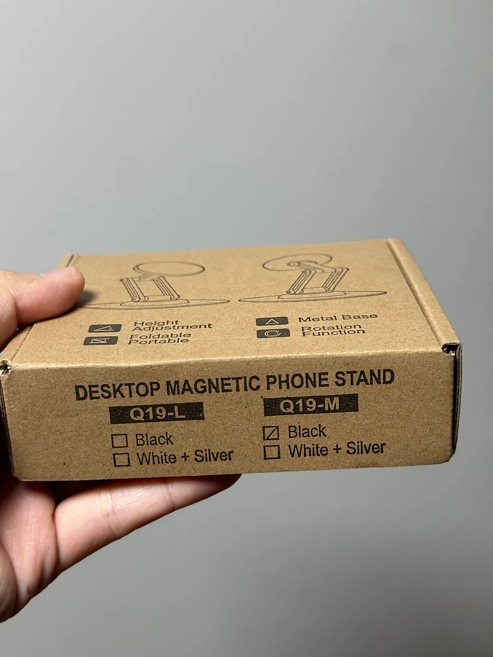 MagSafe magnetic attachment on a tablet stand