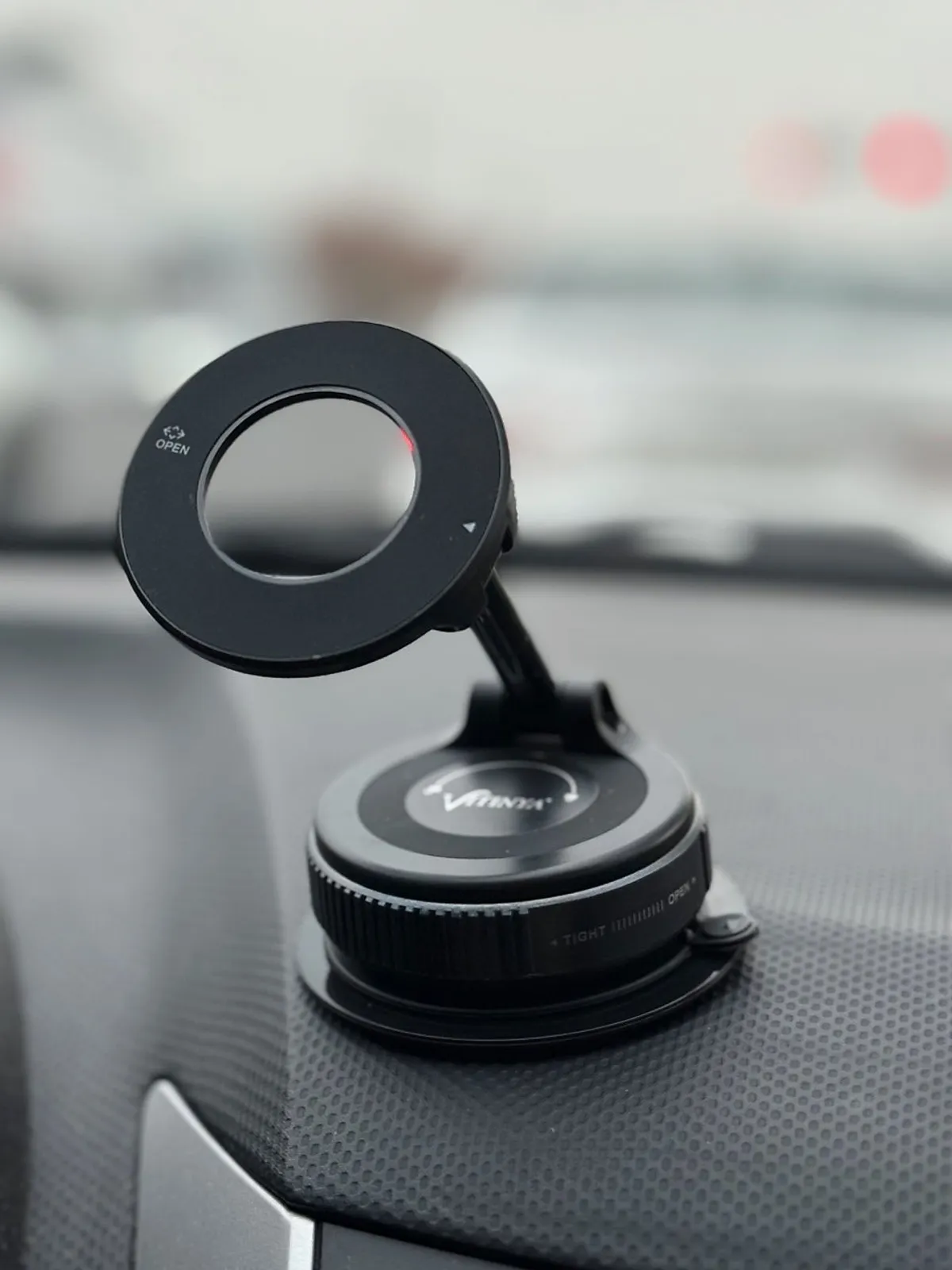 Mount used for car navigation