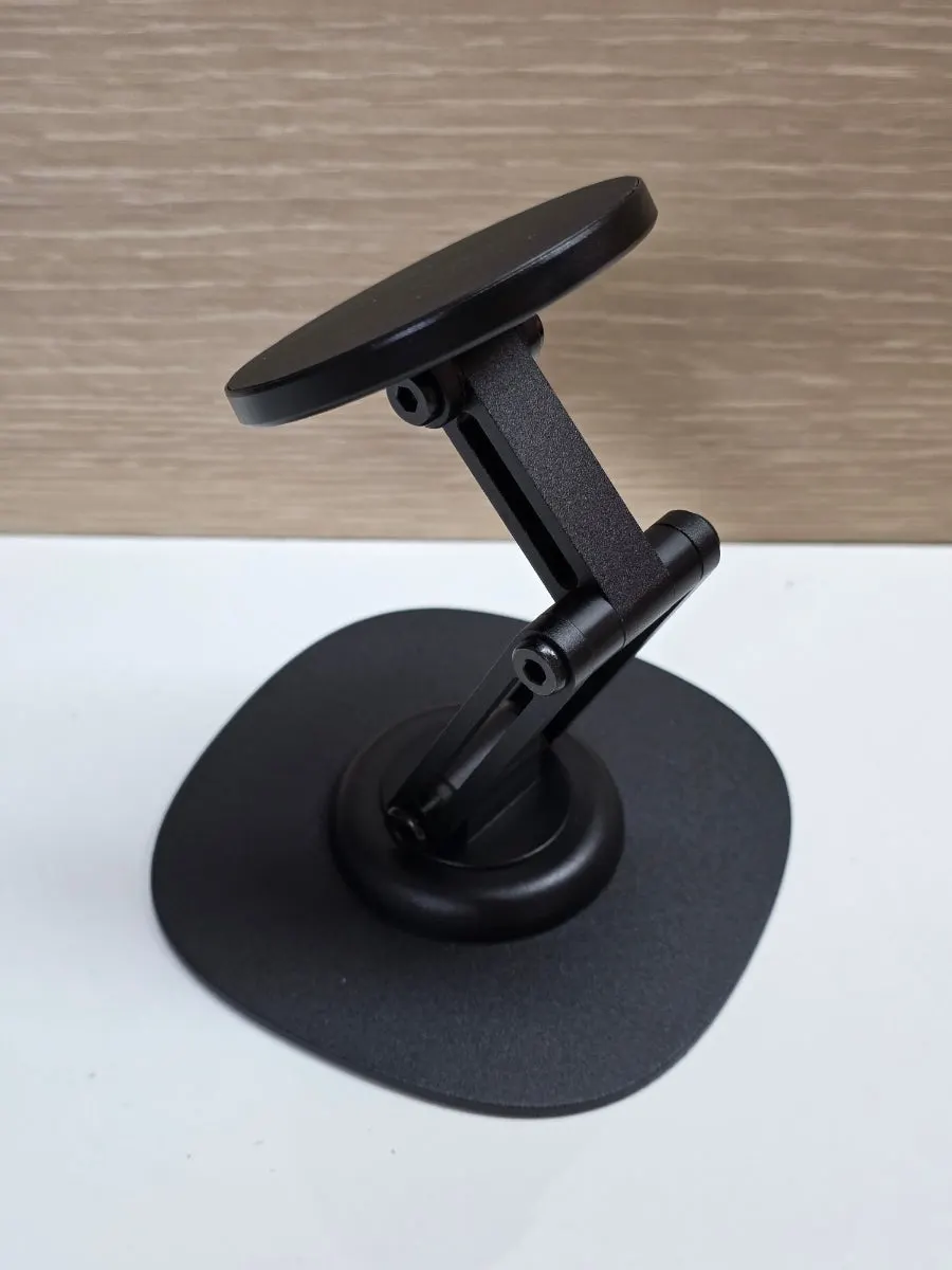 Bitinya smartphone stand that is easy to carry when going out