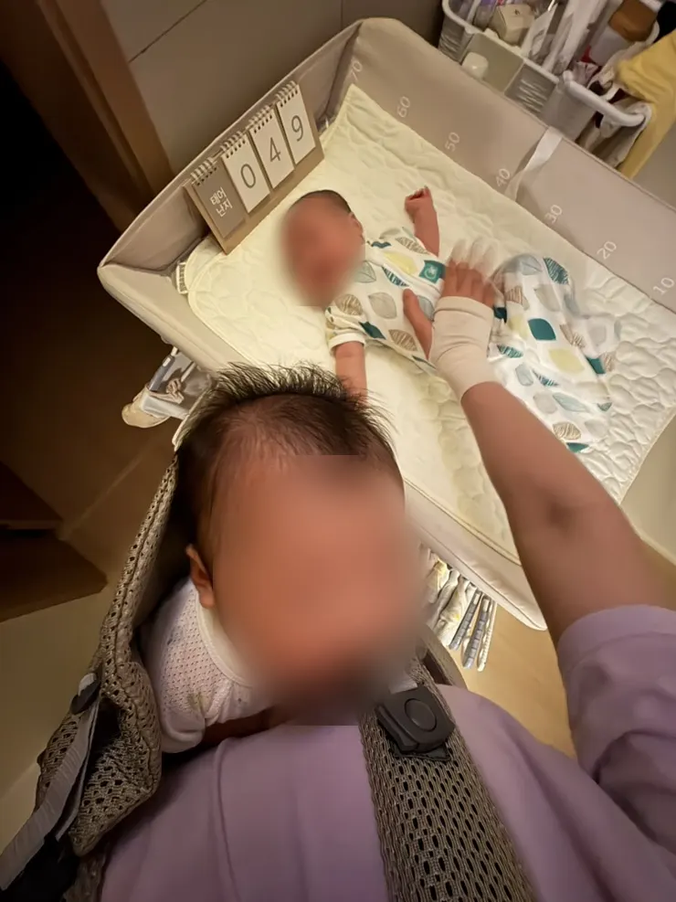 昼も夜も忙しい双子育児