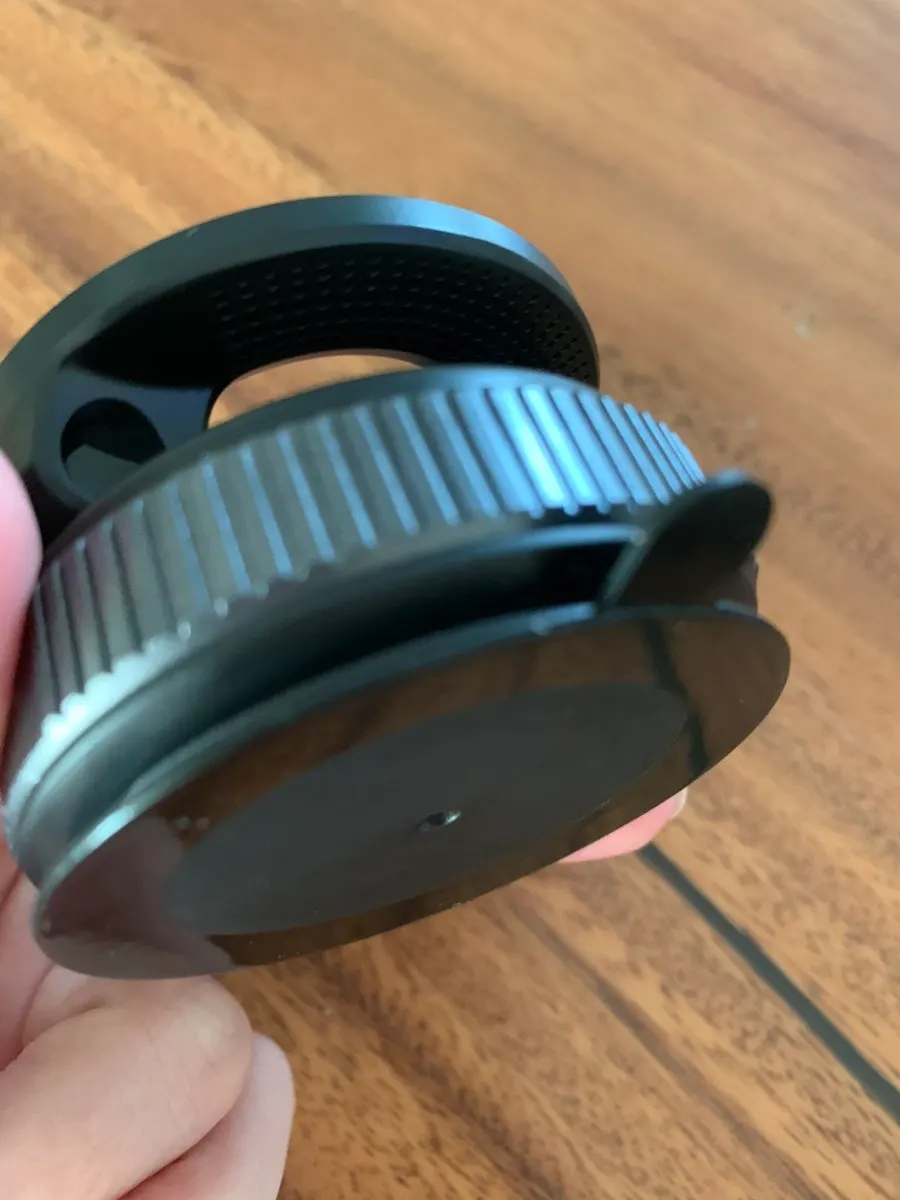 Mount with two magnetic rings and a round pad