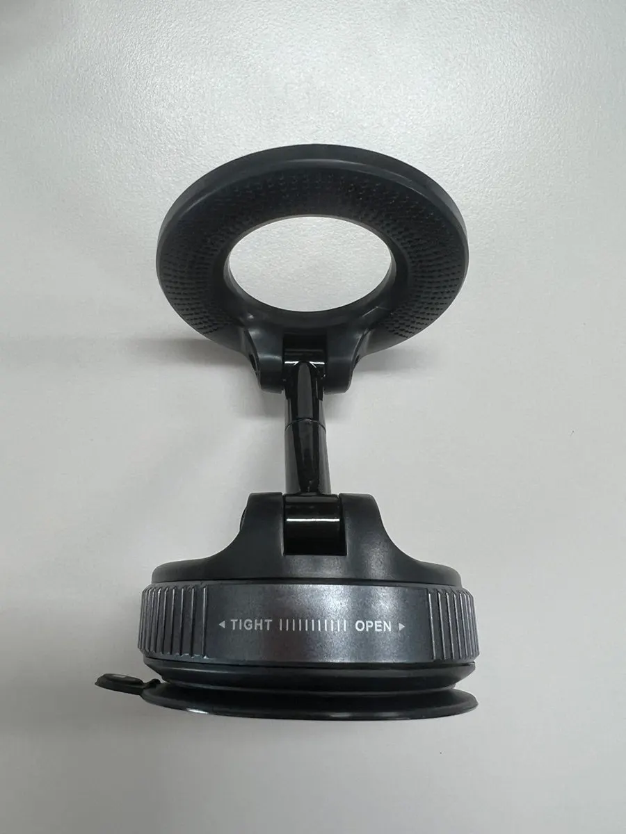 Car phone mount used with a Galaxy Note