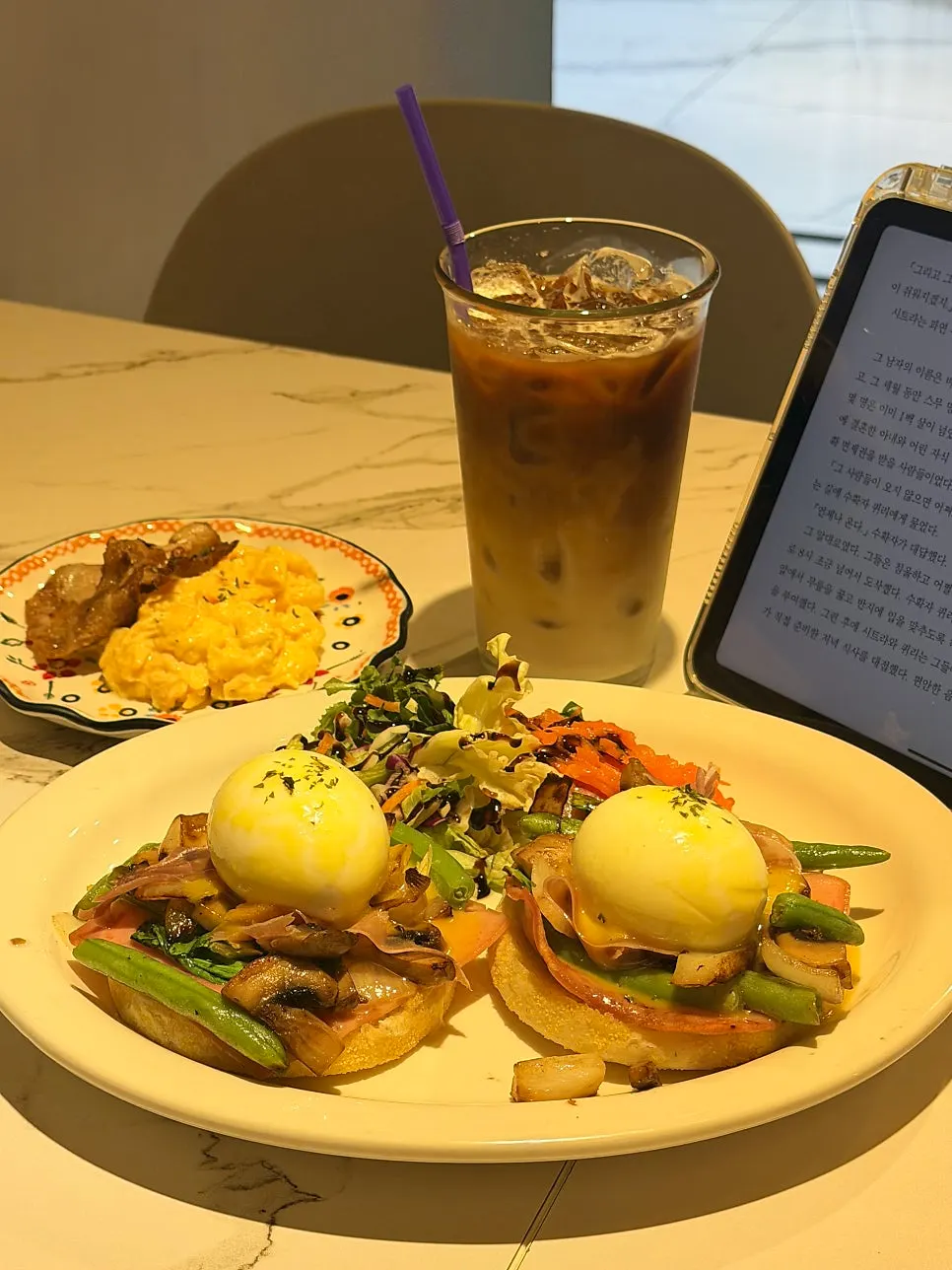 Vivid13's iced latte and brunch table setting