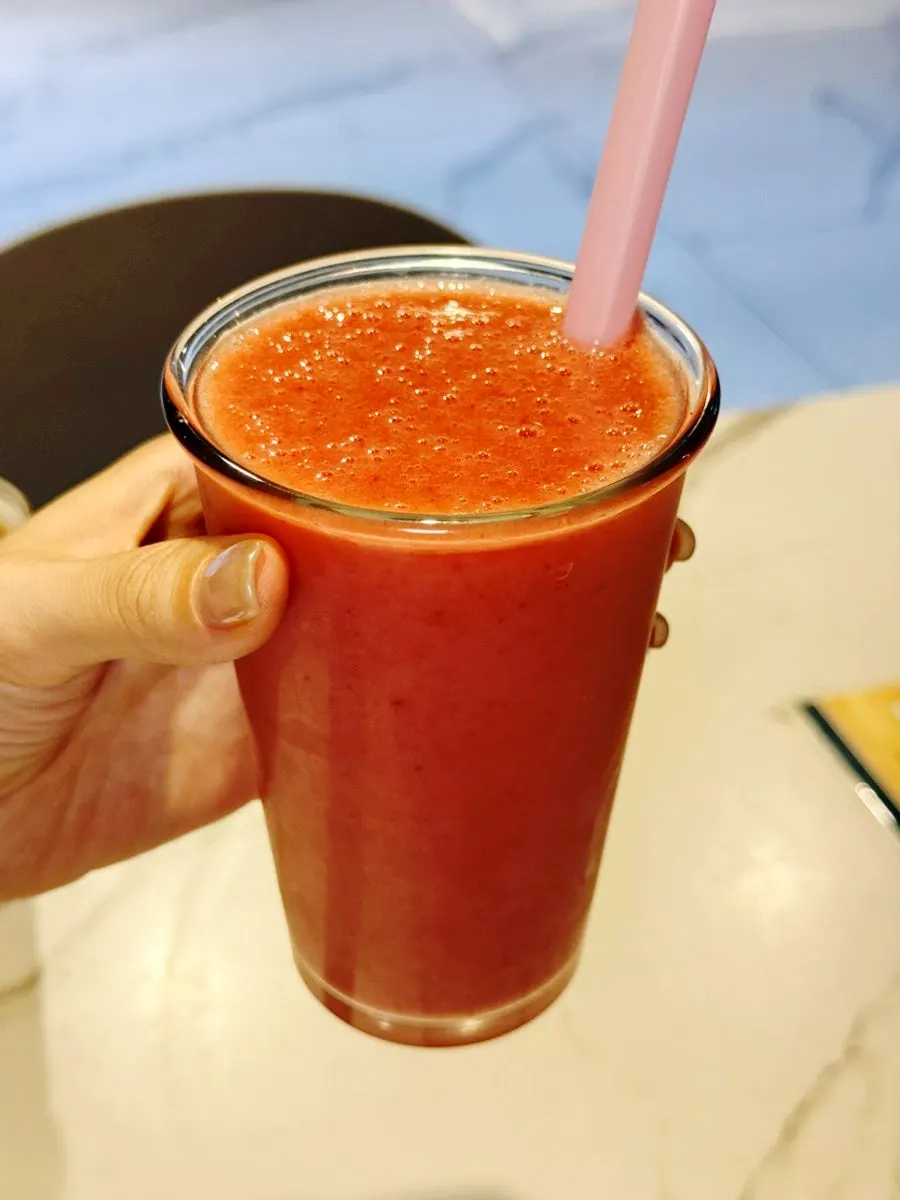 Strawberry Pineapple Juice made with strawberry and pineapple