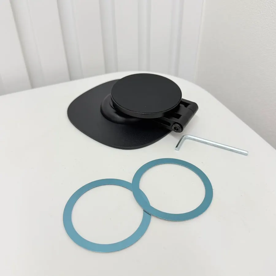 Smartphone stand for dining out and cooking videos