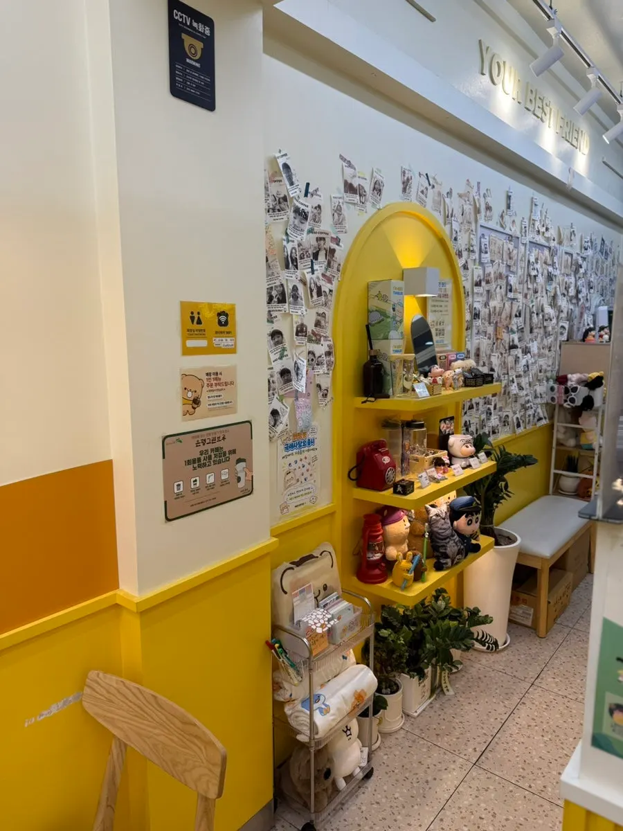 Cute concept interior decoration at Ward Coffee