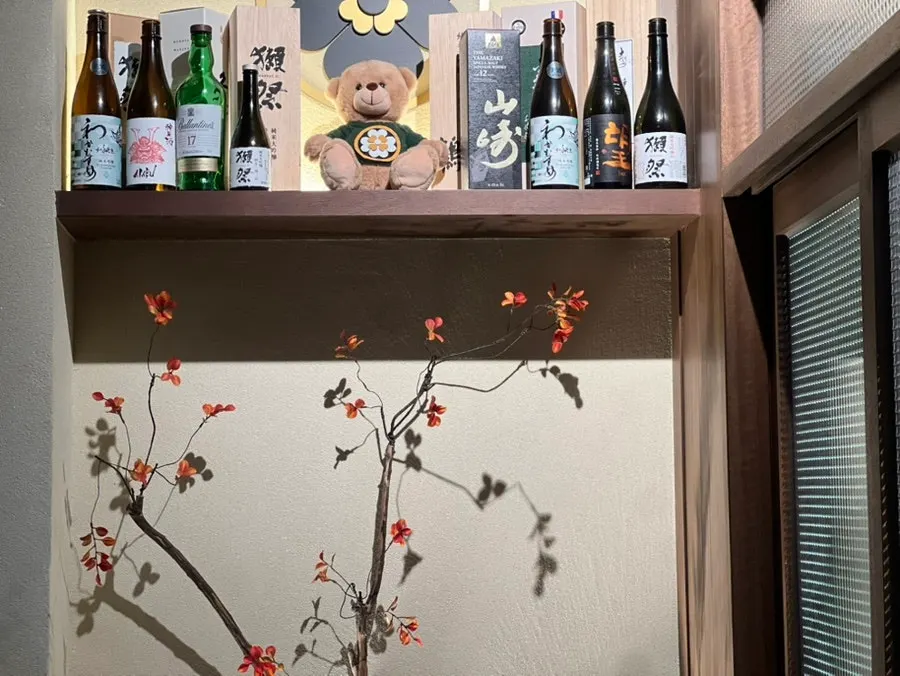 Neatly arranged dining hall inside Wakoan