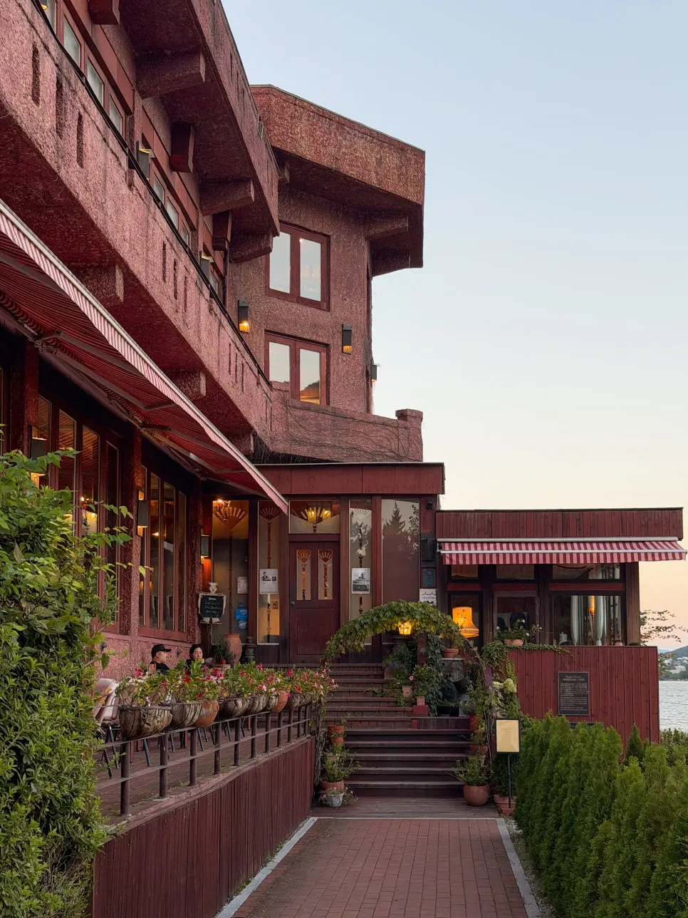 Outdoor space leading into the café