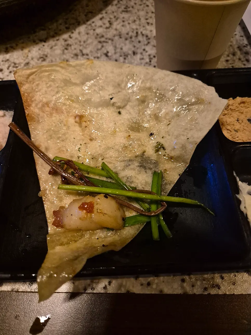 깻잎에 싼 삼겹살 쌈