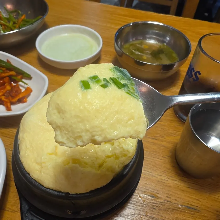 Steamed egg served alongside the jokbal
