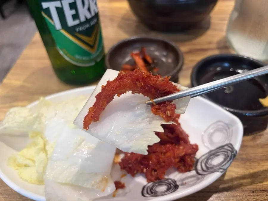새콤매콤한 명태회무침 한 접시