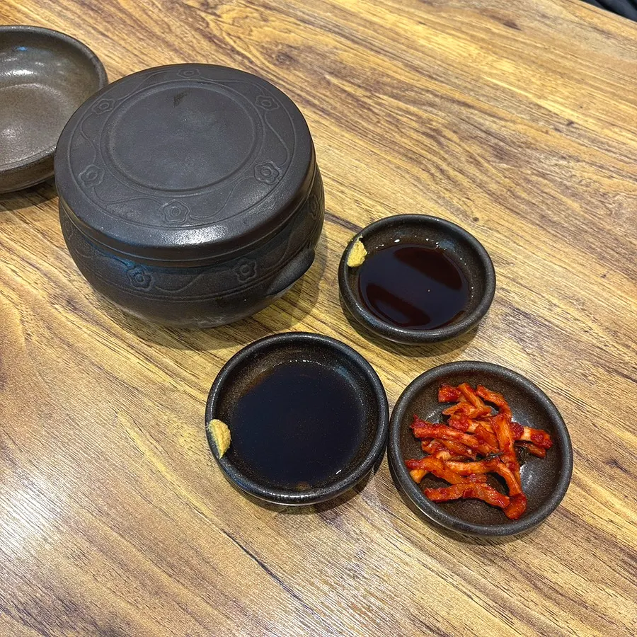 Basic side dishes and beef sauce