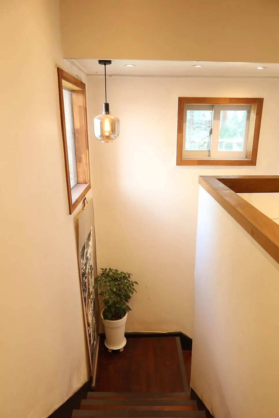 Stairs leading up to the 2nd floor of Geumnyeong Gomtang