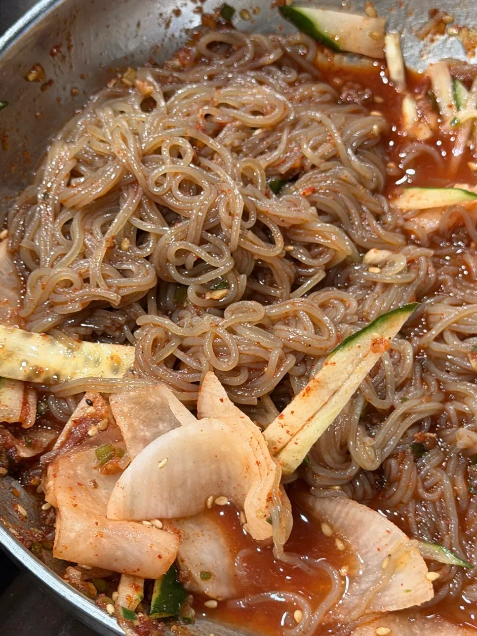 솥뚜껑에 구워진 항정살