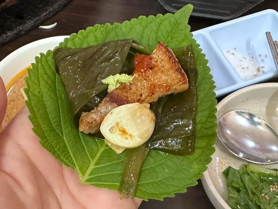 Unlimited-refill naengmyeon and nurungji dessert