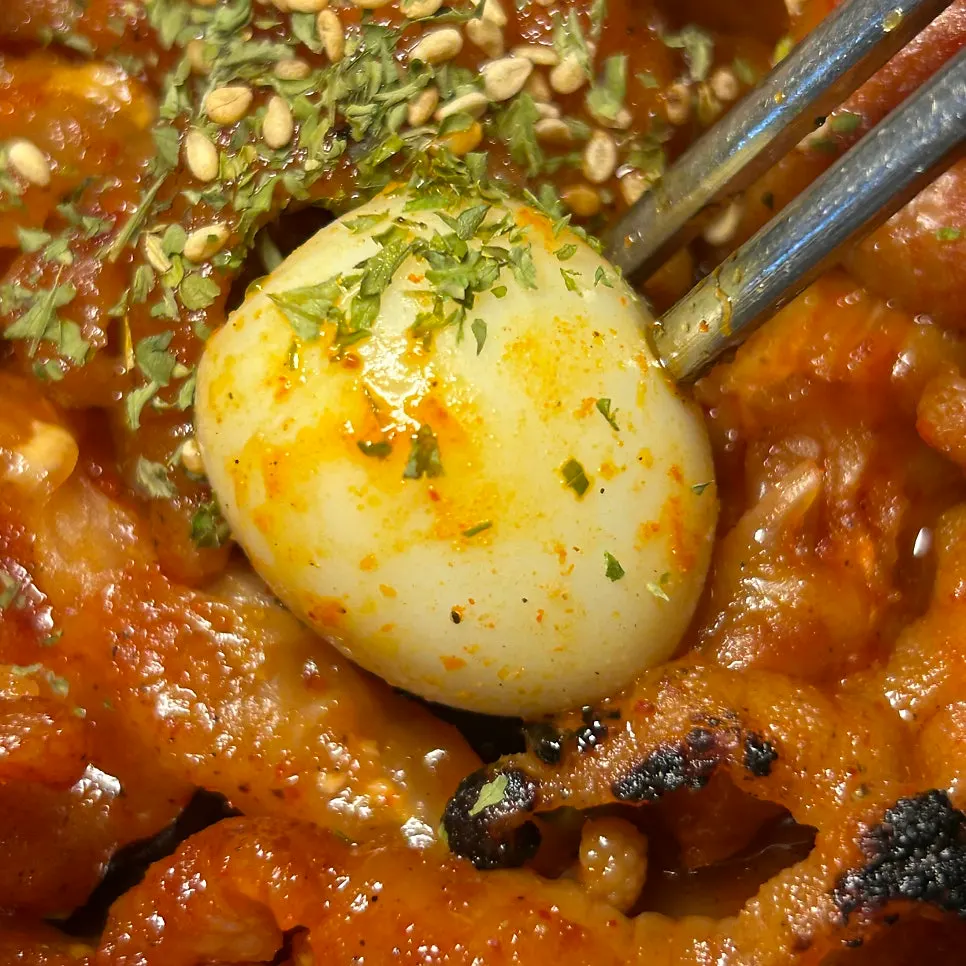 Boneless chicken feet paired with rice ball