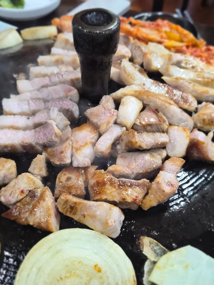 친구들과의 콜키지 프리 술자리 상차림