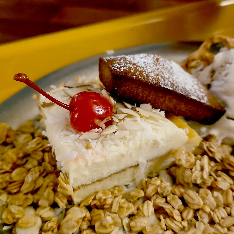 Fresh cheesecake, financier and granola