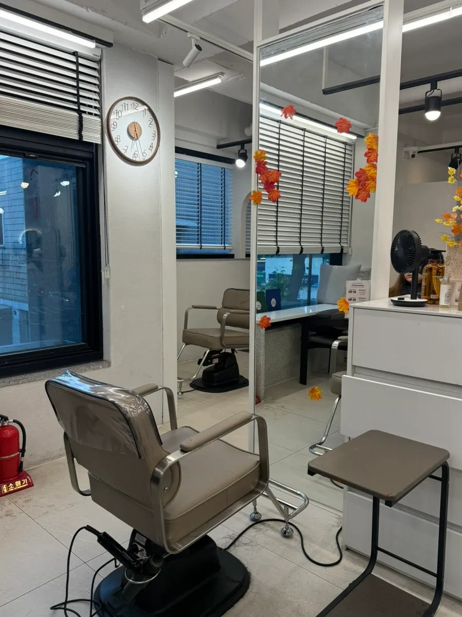 내부에 마련된 화장실 입구