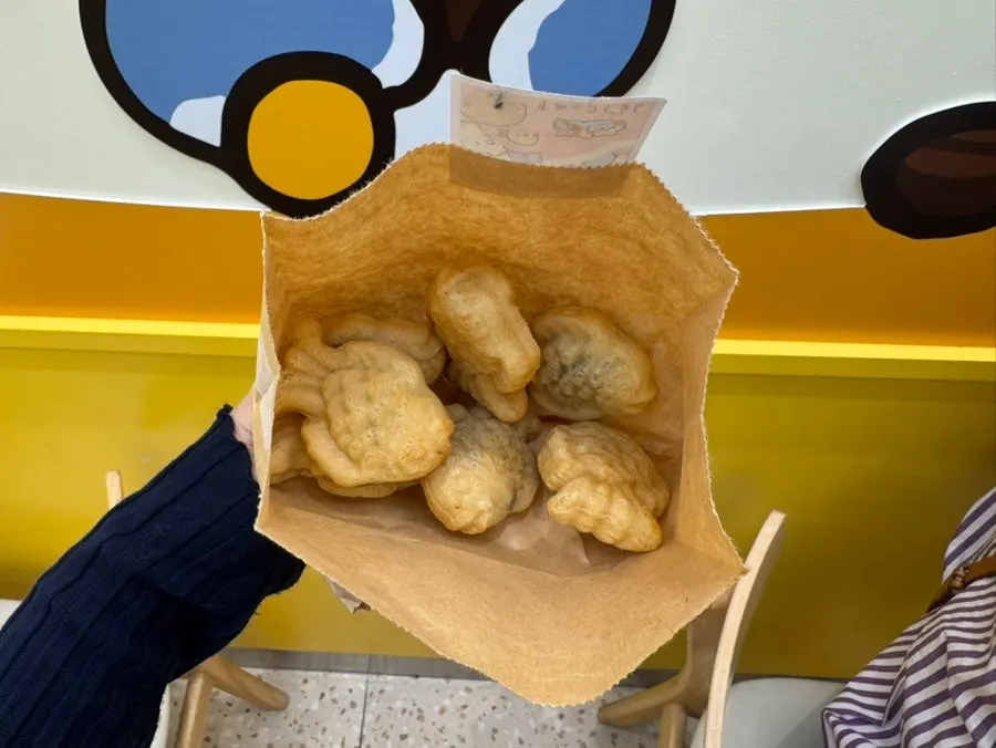Takeout box of 7 mini red bean bungeoppang