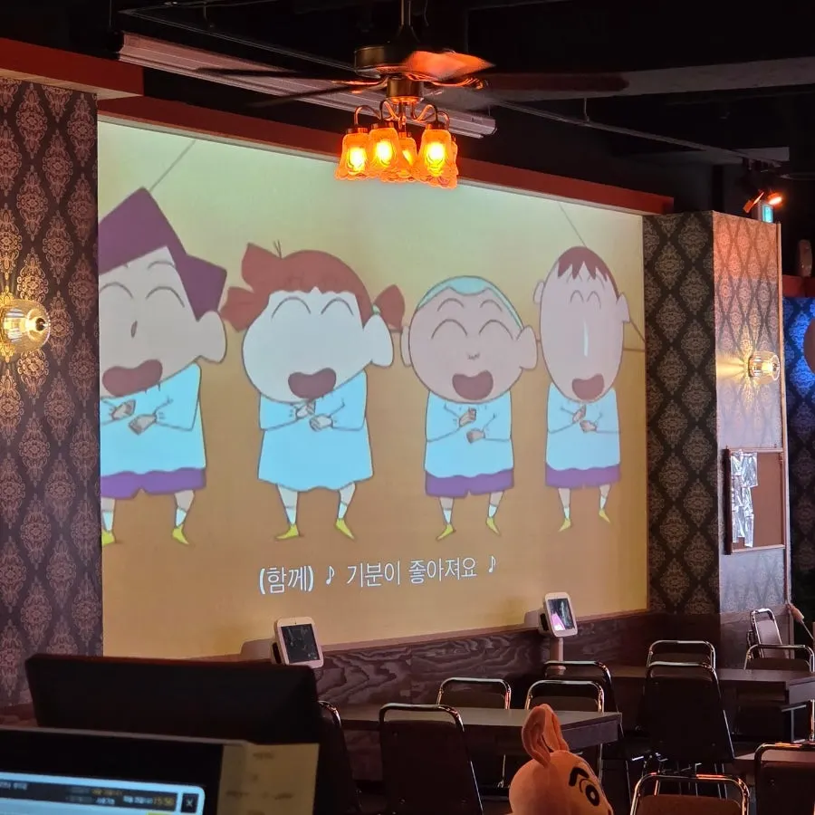 추억이 떠오르는 만화 소품 장식