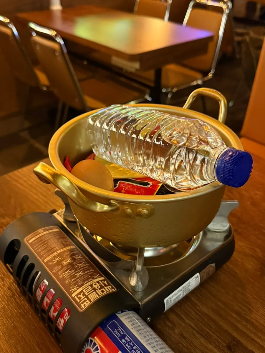 Self-serve ramen ordered to finish the meal