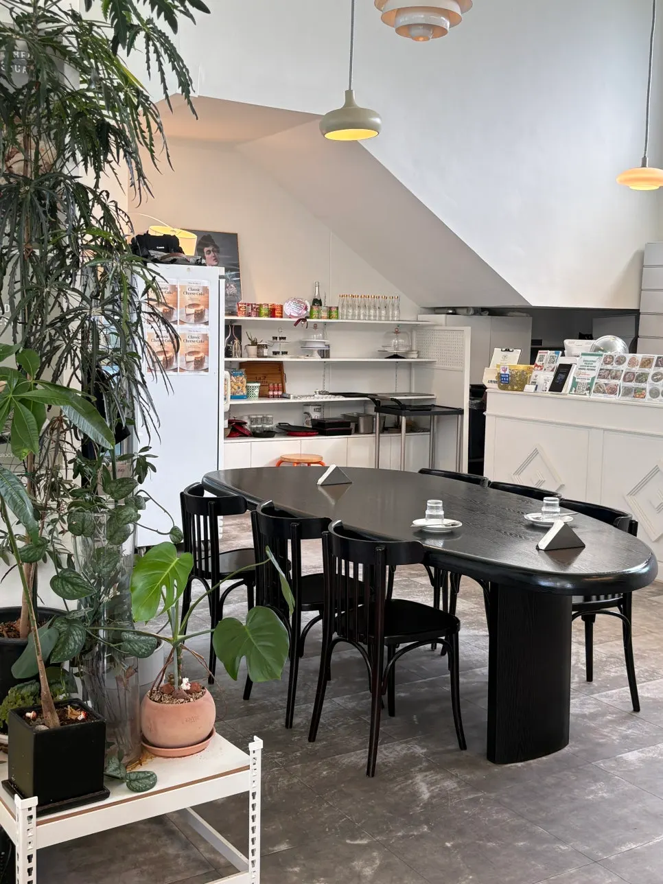 Store layout suited for brunch gatherings