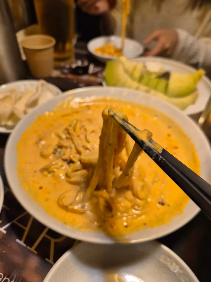 크림소스가 올라간 크림명란우동 클로즈업