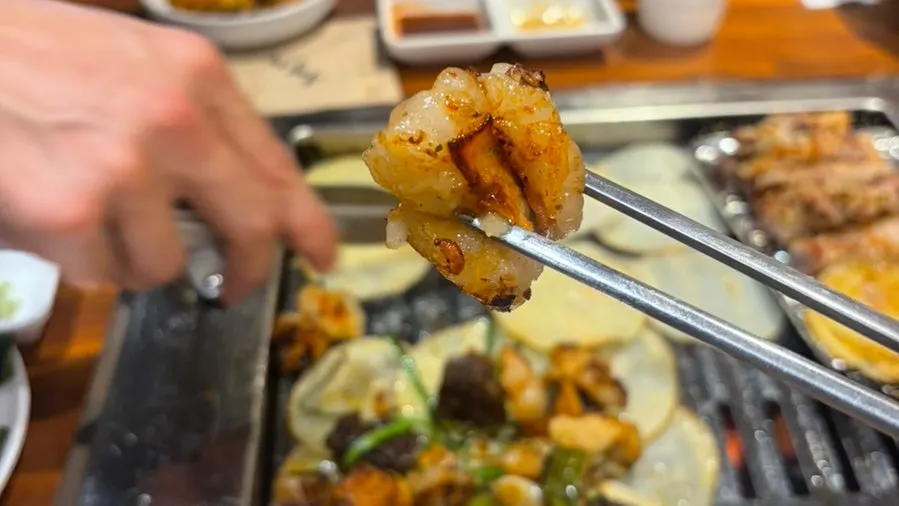 Grilled daechang with chives and wasabi