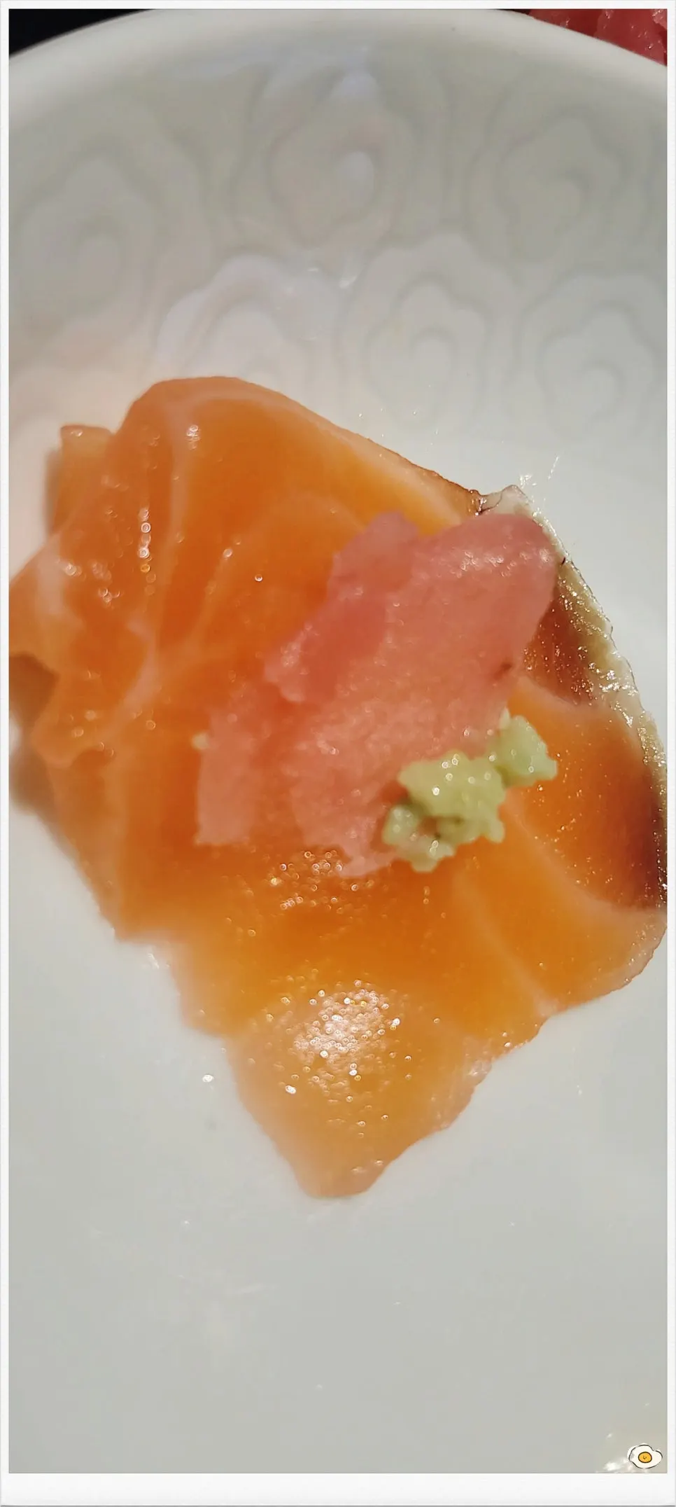 Gelas bir di samping corn cheese jeon