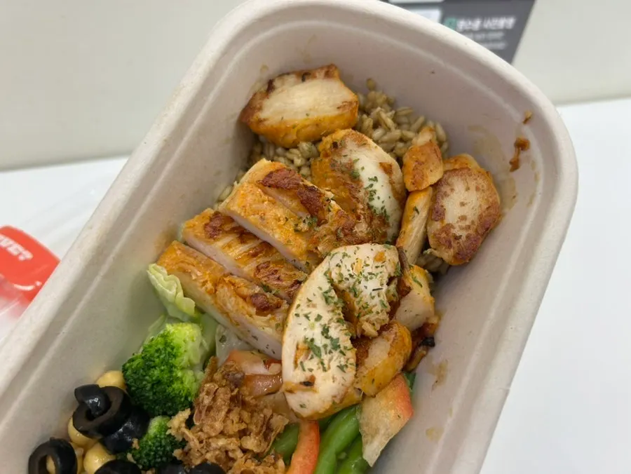 Full plate of the chicken box tofu noodles
