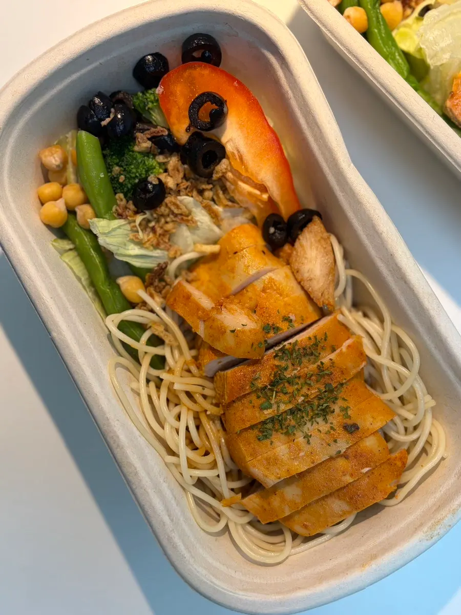 Visit to Why Starve Diet, a Masan salad shop