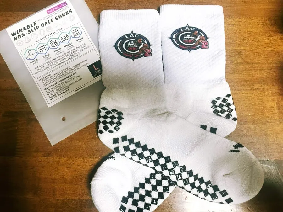 WINABLE workout socks with cushioning and non-slip treatment