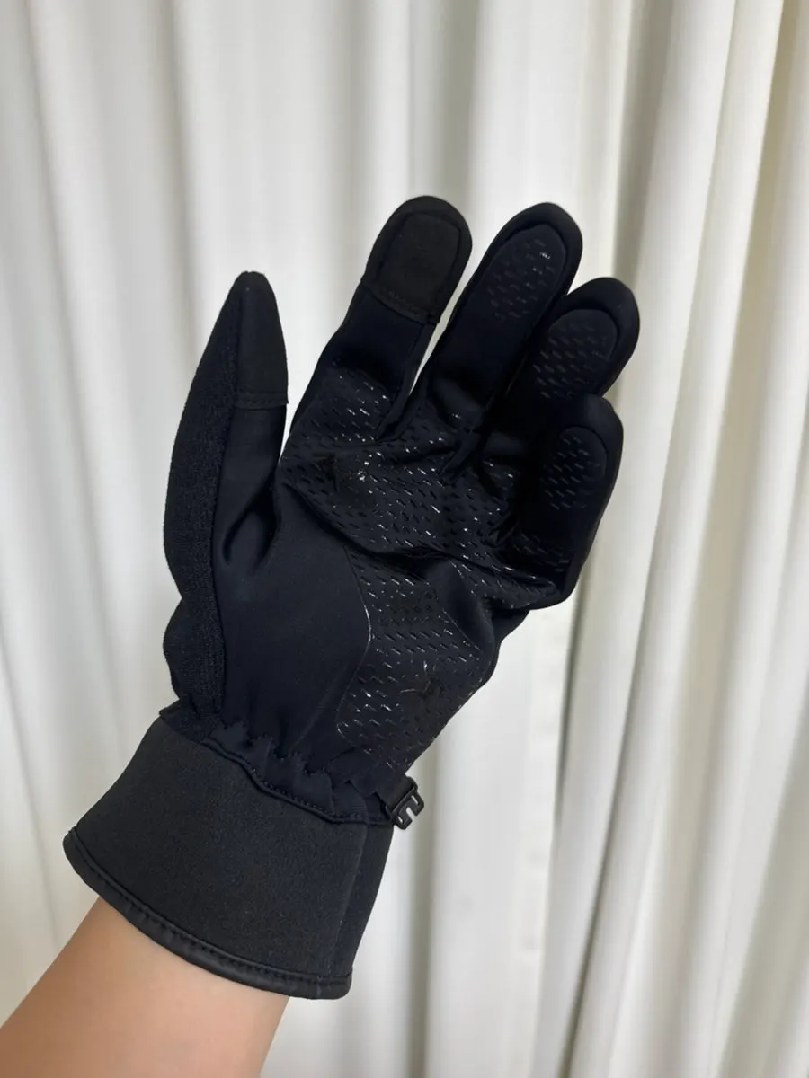Oneable gloves for winter sports