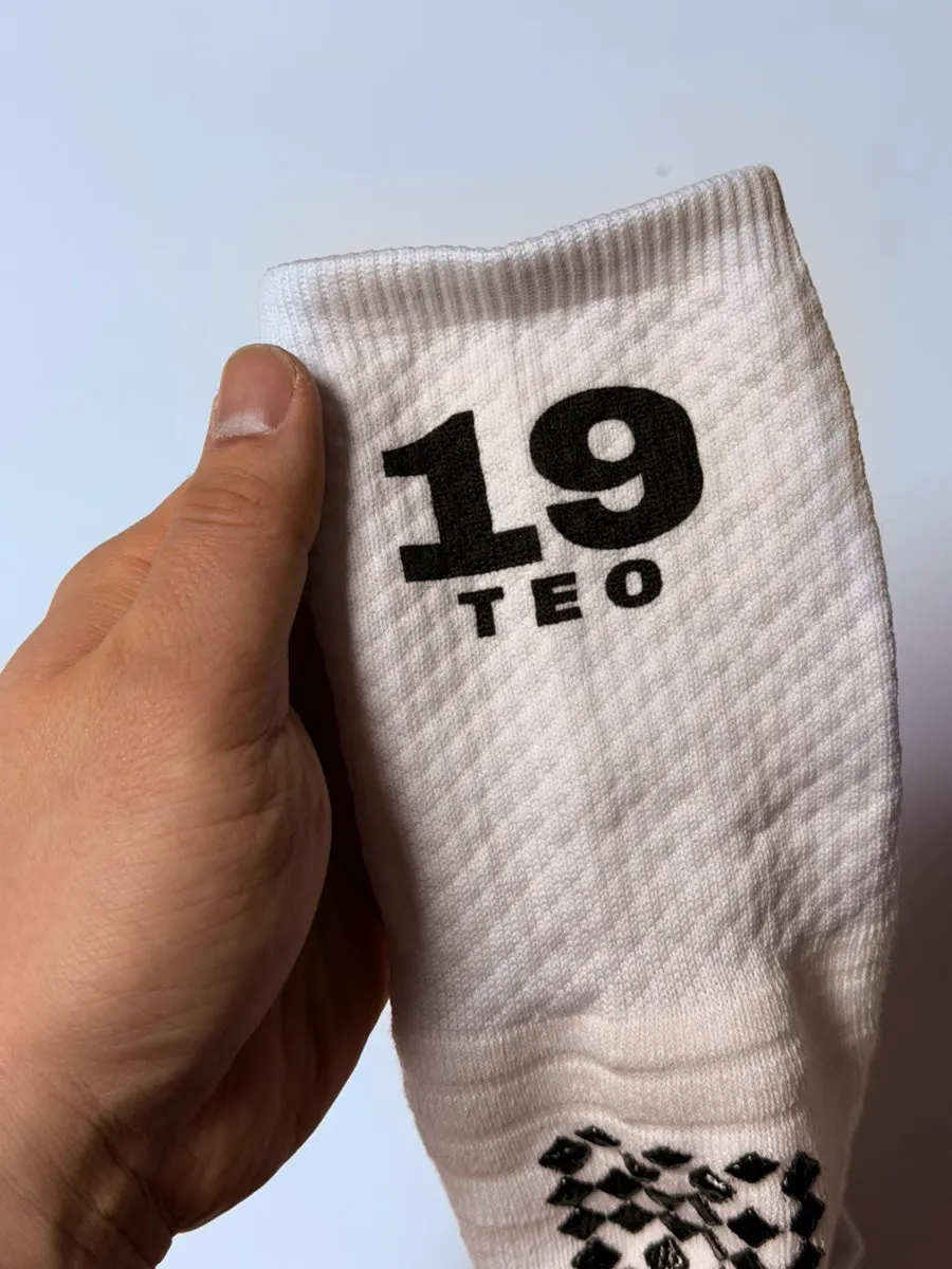 Non-slip section of Winable custom athletic socks