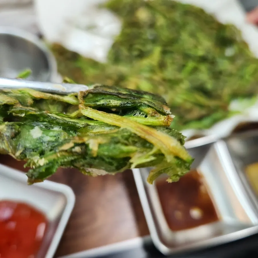 Side dishes from the shabu suyuk set