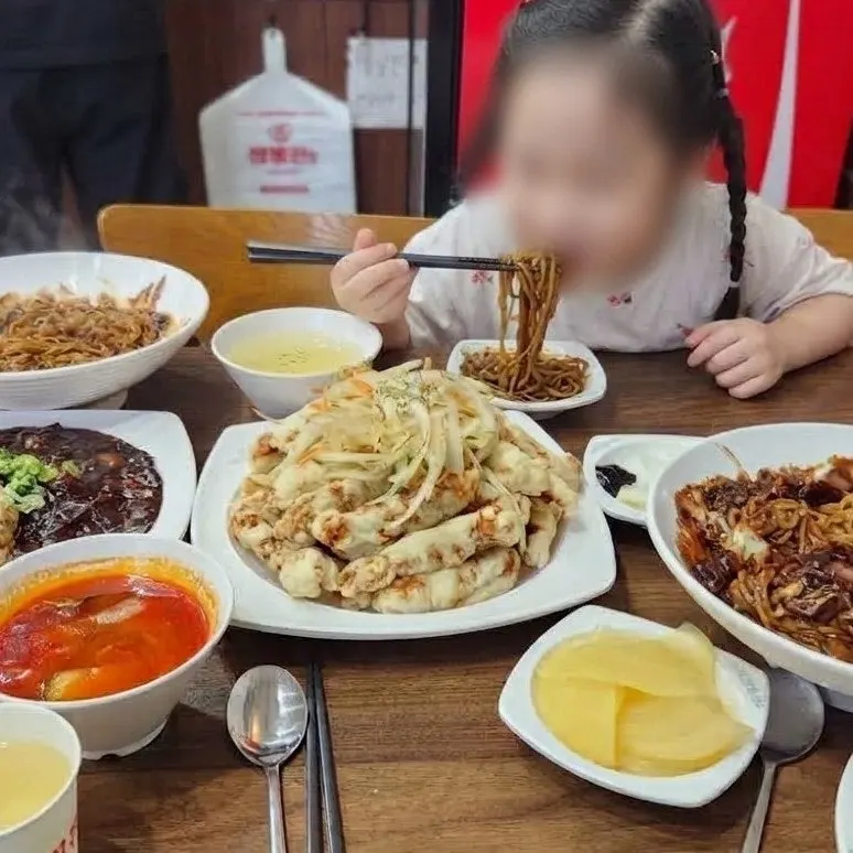짬뽕관 위례점 대표 음식 사진