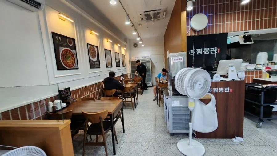 짬뽕관 위례점 매장 분위기 사진