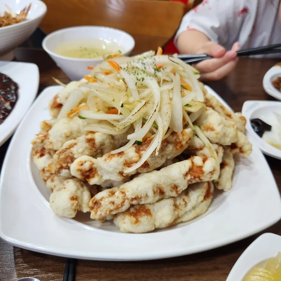 식사 메뉴 구성 사진