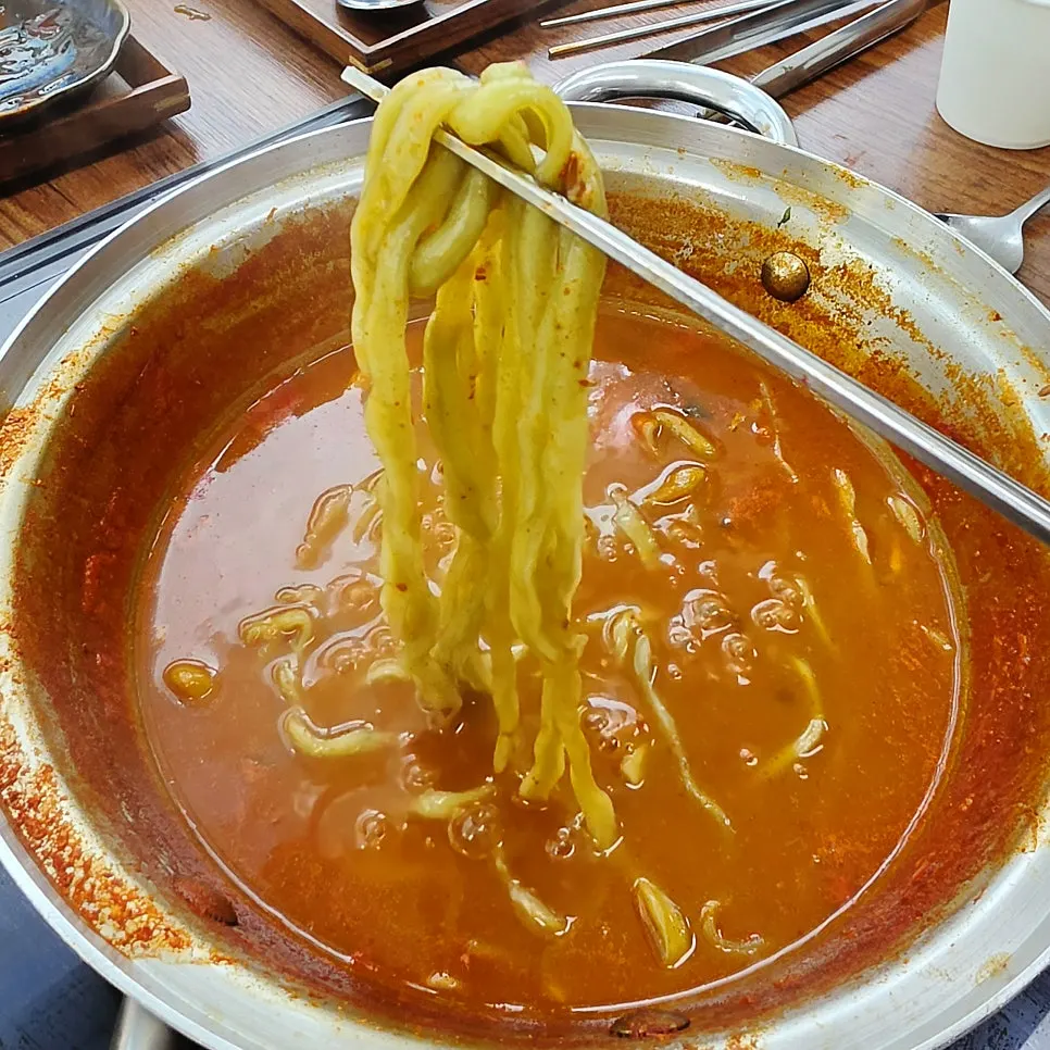 House-made green kelp noodles