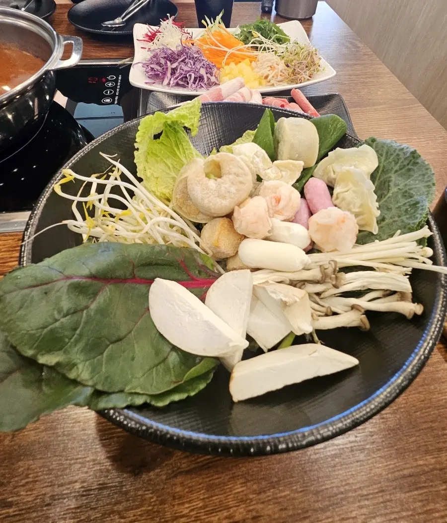 버섯과 사리 재료