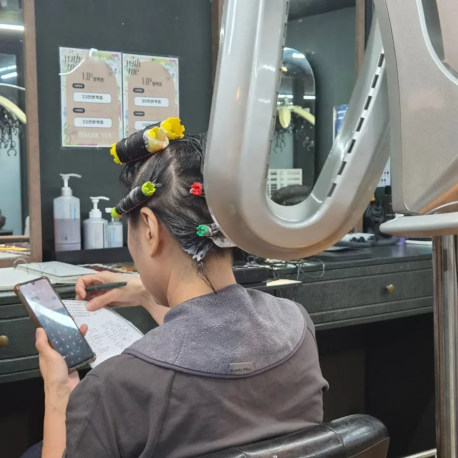 Trimming the length before the perm
