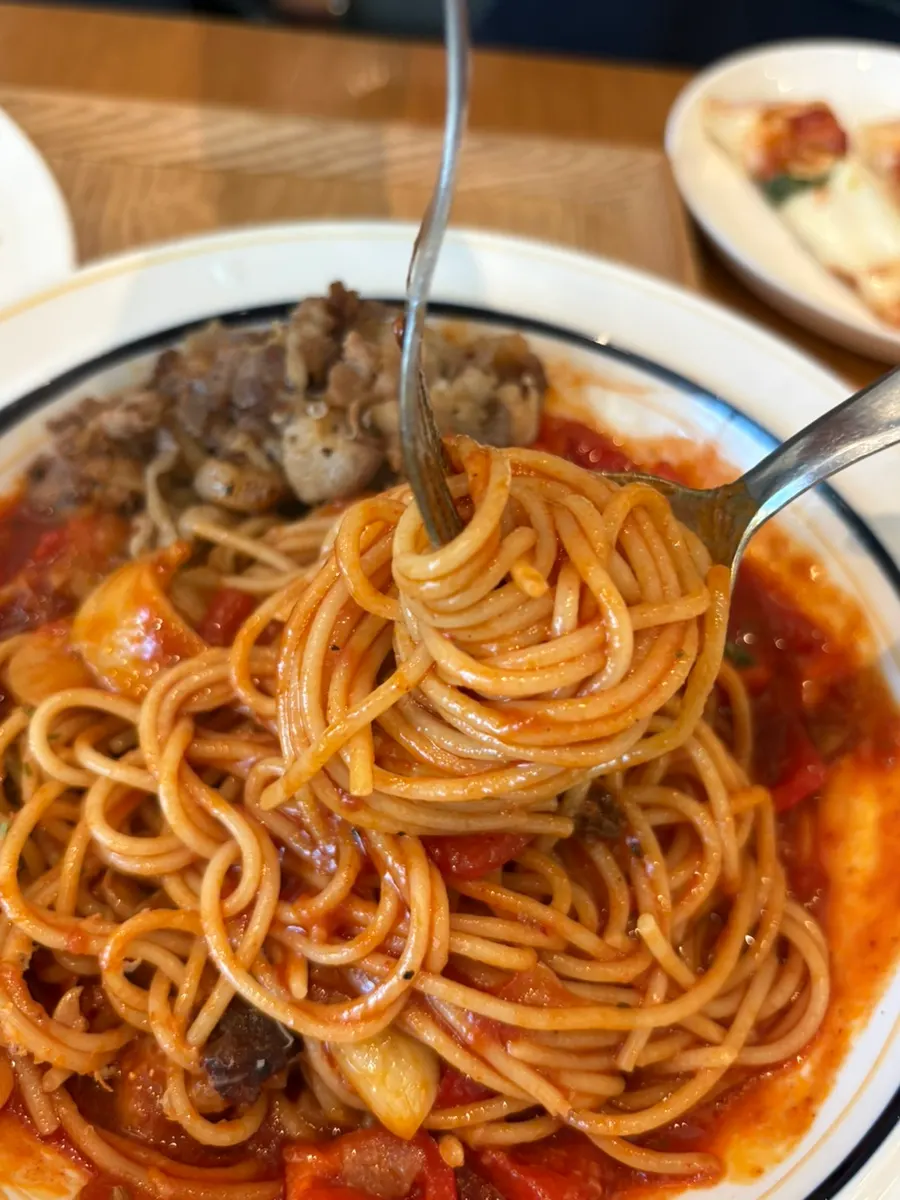 Tomato-based woo samgyeop jjamppong pasta