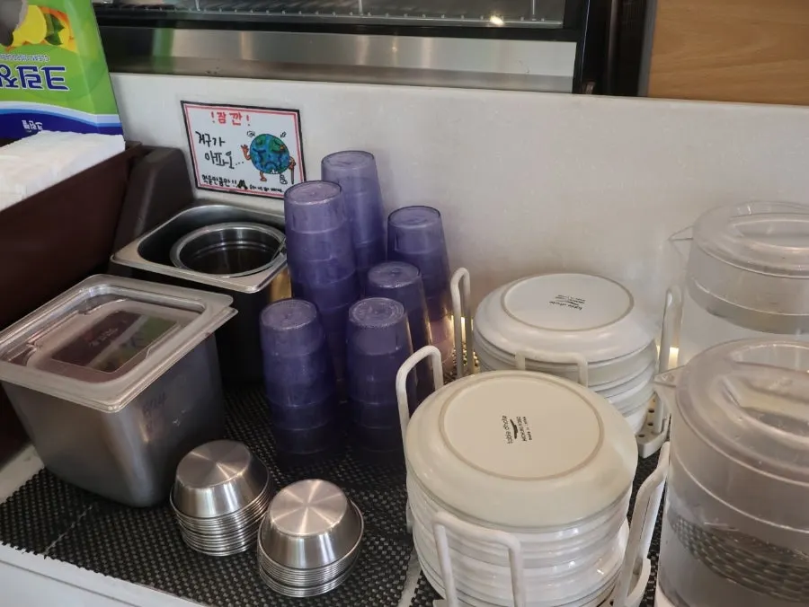 Pickles and forks at the self-serve bar