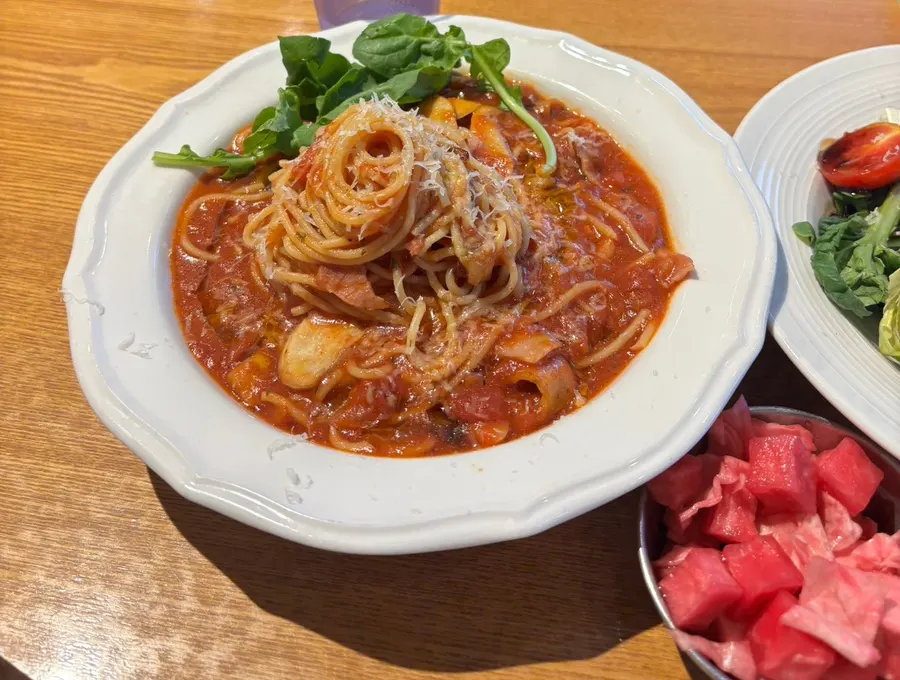 Carbonara pasta and arugula arrabbiata pasta