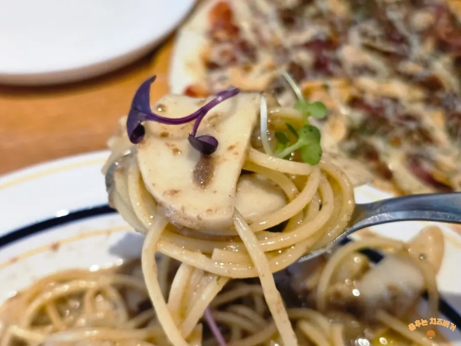 Truffle mushroom pasta loaded with mushrooms